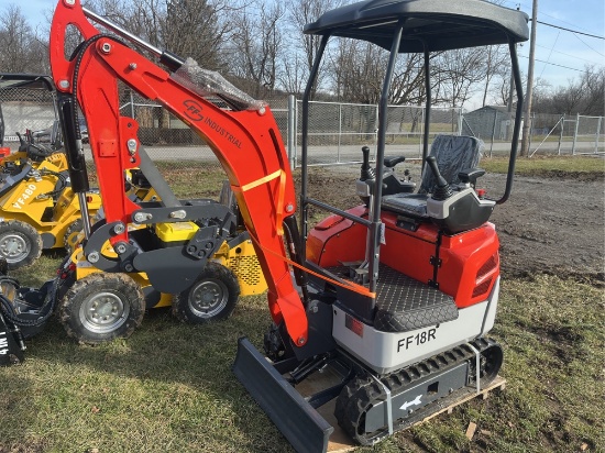 FF Industrial FF 18R gas Mini Excavator w/ Thumb and blade