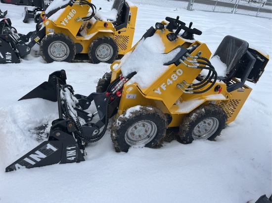 Infront YF480 skid steer w/4-in-1 bucket