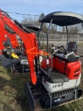 FF Industrial FF 18R gas Mini Excavator w/ Thumb and blade