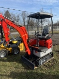 FF Industrial FF 18R gas Mini Excavator w/ Thumb and blade