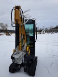 AGT H13R Mini excavator w/ Full Cab, thumb, and blade