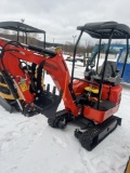 AGT QK20R Mini Excavator w/ Hydraulic thumb and blade