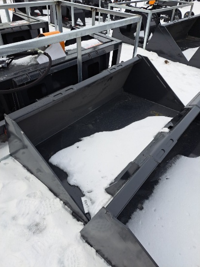 Wolverine 68" bucket