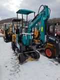 AGT QH12R Mini Excavator w/ Blade and thumb