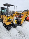 AGT H15R Mini Excavator w/ Blade and thumb