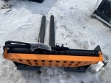 Wolverine Hydraulic adjustable pallet fork attachment