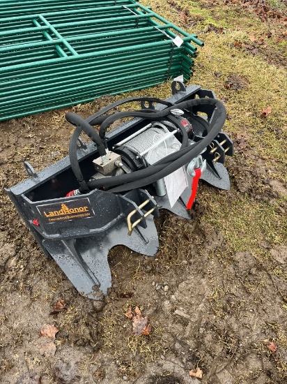 Land Honor 15000Lb Hydraulic Winch Skid steer attachment