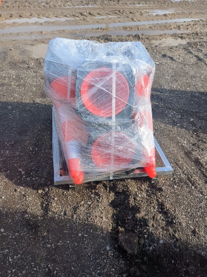 28" Traffic Cones (60 pcs)