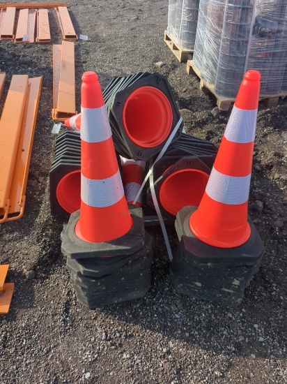 28" Traffic Cones (60 pcs)