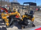 Infront YFE16 Mini excavator w/ Thumb, blade, canopy