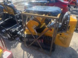 Infront YF480 Skid steer w/ 4-in-1 bucket