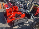 Infront YF380 Skid steer w/ 4-in-1 bucket