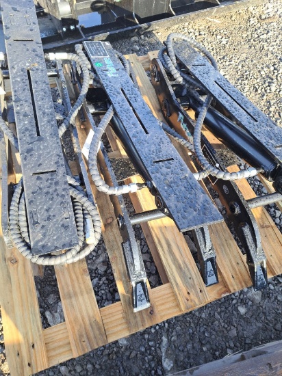 Future Hydraulic Thumb - fit to CAT 3ton Excavator