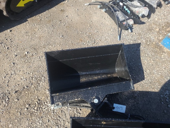 Future Mini Excavator 40" Tilting Bucket