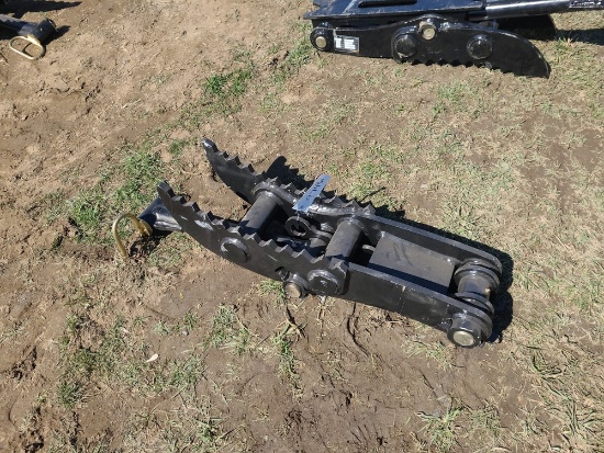 Landhero 2 Tooth Stiff Link Mini Excavator Thumb - Fits 6,000 - 9,000 Lb Machines