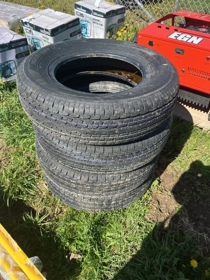 Set Of 4 Road Guider 205/75R15 Tires