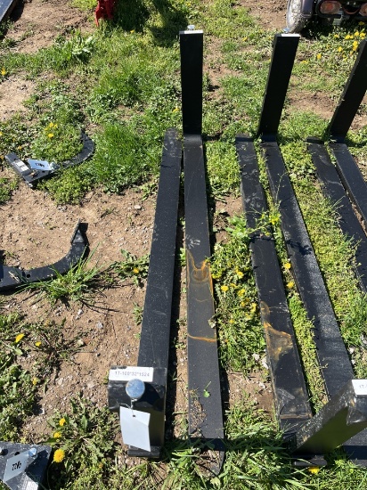Approx 5’ Long Pallet Forks