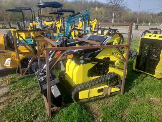 MachPro MPS330 Mini Skid Loader
