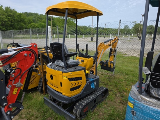 Yellow Infront YFE15 Mini Excavator w/ Blade, Hyd Thumb & Canopy