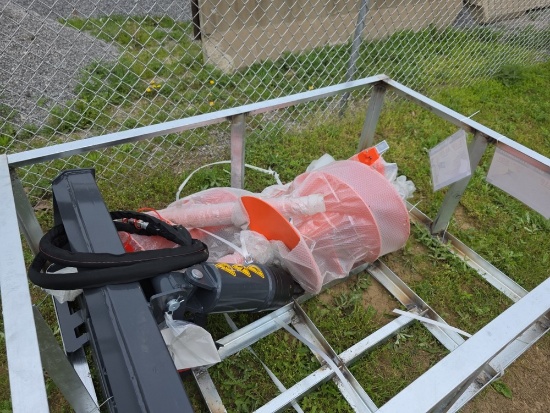 WIG Skid Loader Auger Attachment w/ 12" & 18" Bits & Extension Rod