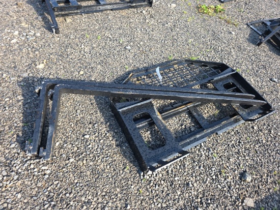 Giyi Skid Loader Forks