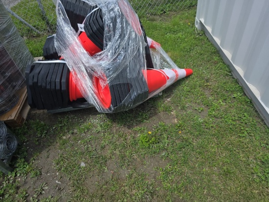 60 - 28" Traffic Cones