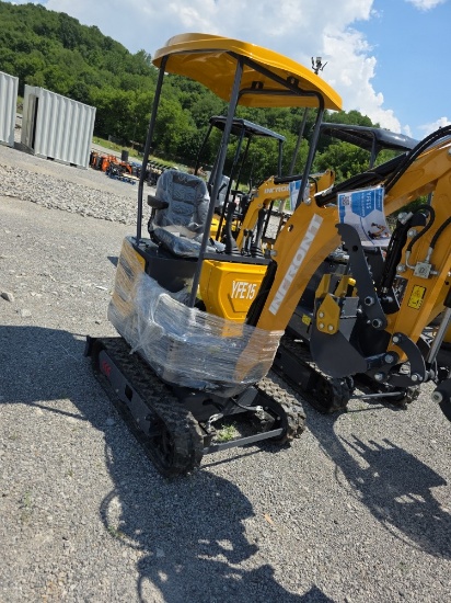 Infront YFE15 Mini Excavator w/ Thumb & Canopy