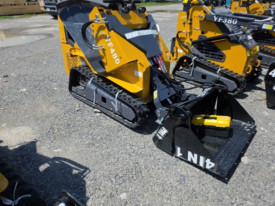 Infront YF480 Mini Skid Loader w/ 4 in 1 Bucket