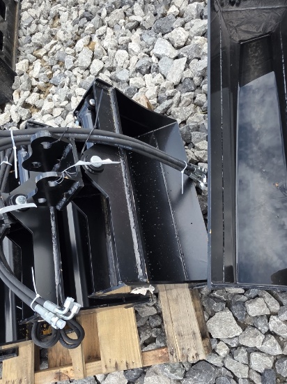 Future Mini Excavator 24" Tilting Bucket