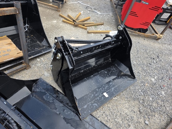 Future 39" Mini Skid Loader 4 in 1 Bucket