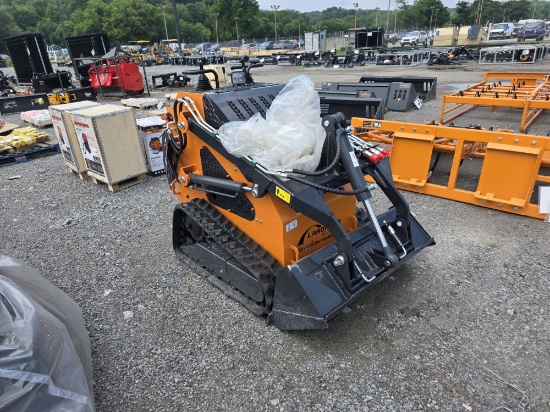 Landhonor LDH-T460 Mini Skid Loader