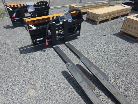 Wolverine Skid Loader Hyd. Adjustable Forks - 4,000 lbs
