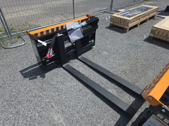 Wolverine Skid Loader Hyd. Adjustable Forks - 4,000 lbs