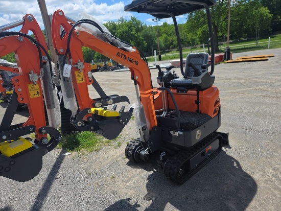 ATS XT18 Mini Excavator w/ Thumb & Pilot Controls