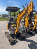 CFG XZ20R Mini Excavator w/ Pilot Controls & Thumb