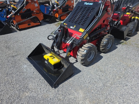 Future FT-323TZ Mini Skid Loader