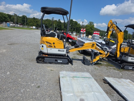 SDLanch SDLE20 Diesel Mini Excavator w/ Thumb & Pilot Controls