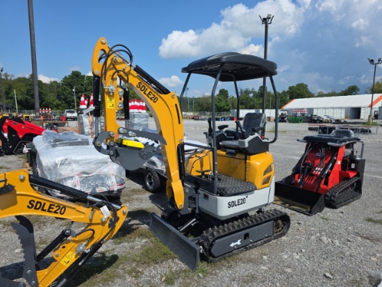 SDLanch SDLE20 Diesel Mini Excavator w/ Thumb & Pilot Controls