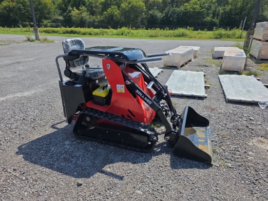 SDLanch SDLL580 Seated Mini Skid Loader w/ Canopy