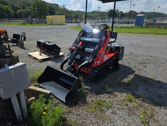 Vorx NL390 Mini Skid Loader