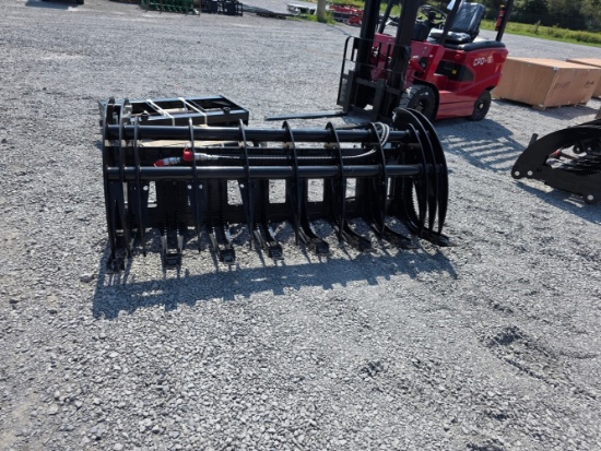 Future Skid Loader 72" Brush Grapple