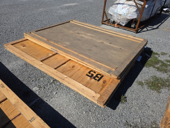 7'x5'x7.5' Wooden Storage Container