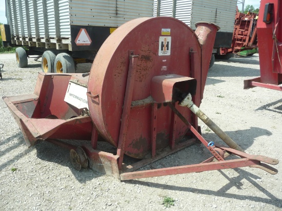 IH 56 forage blower
