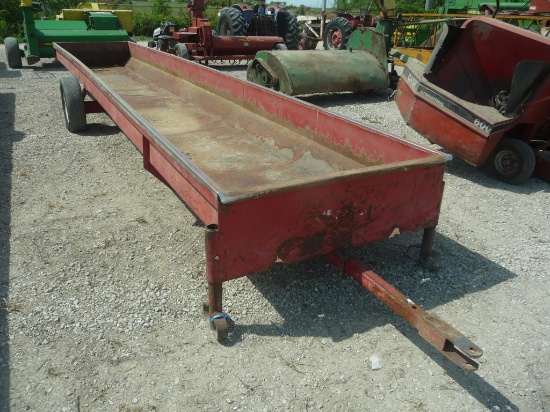 Schuette 4x24', portable silage feeder