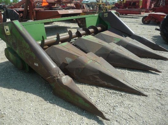John Deere 444 4RWide hi tin corn head