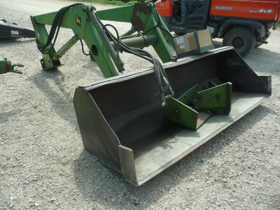 John Deere 146 loader w/utility mounts, 84" bucket