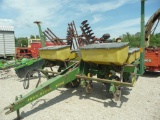 John Deere 7000 4RWide corn planter, dry fert, insect