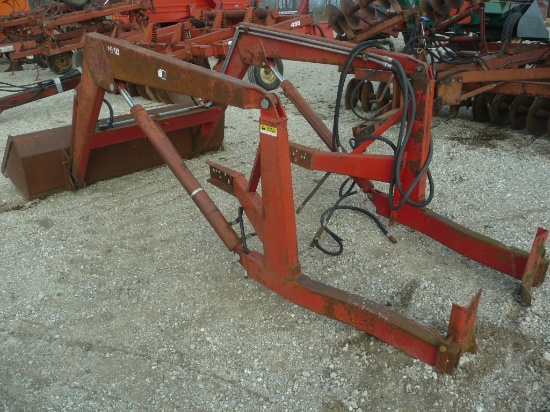 White 1610 hyd loader w/72" bucket