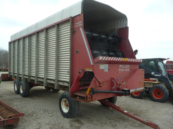 Miller Pro 4100 20' SU wagon