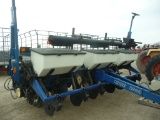 Kinze 2000 6RN corn planter